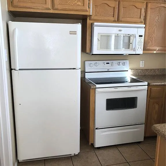 904 S Palm Dr #4 — Photo 8