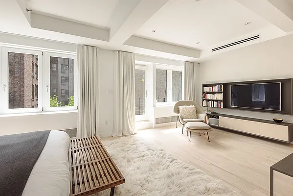 Sold by Corcoran | media 8