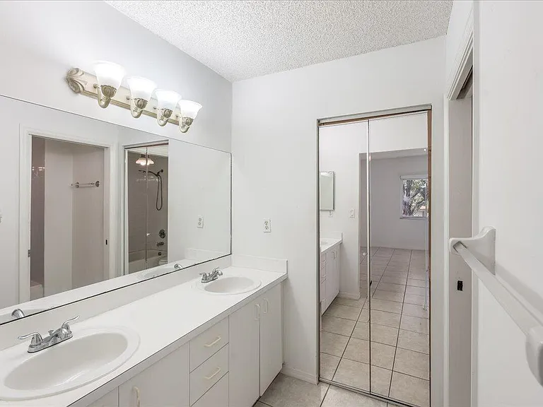 10129 W Atlantic Blvd #E3 — Photo 12