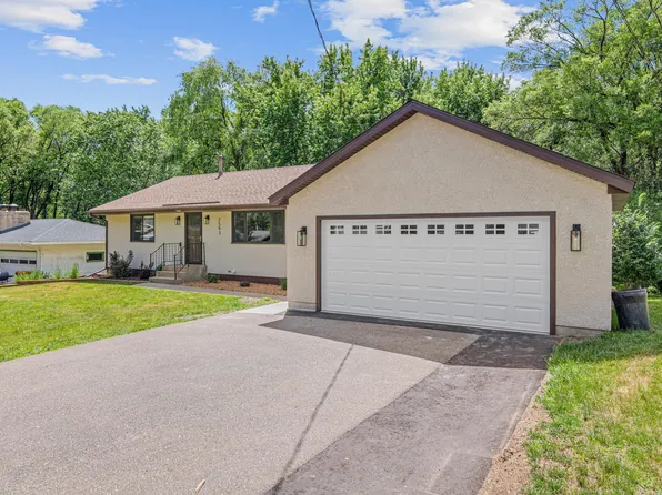 2593 Germain St N, Maplewood, MN 55109