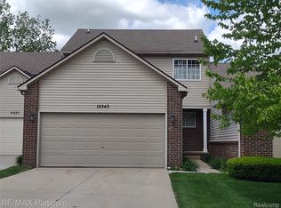 10343 Tophill Dr #5, Hartland, MI 48353