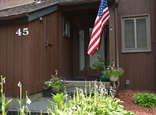 45 Redwood Dr, Highland Mills, NY 10930