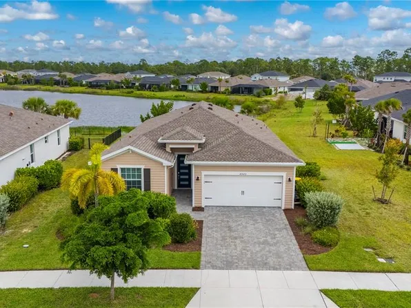 43572 TREADWAY DRIVE, PUNTA GORDA, FL 33982