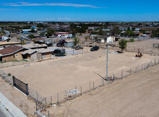 20 McCrimon St, Vado, NM 88072