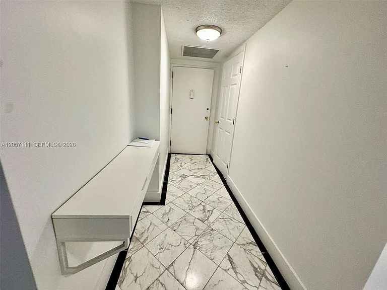 800 NE 195th St #314 — Photo 16