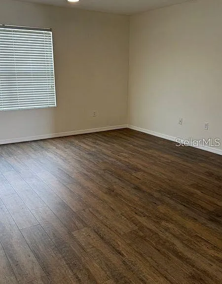 241 Hamlet Rd — Photo 4