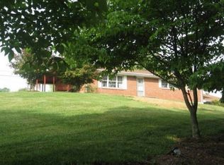 735 Mount Pleasant Rd, Shawsville, VA 24162