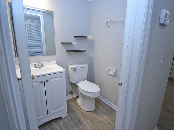 3rd image of 113 Manorwood Ct #C