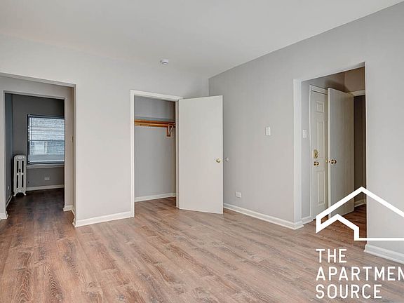 5th image of 5746 N Winthrop Ave APT 104
