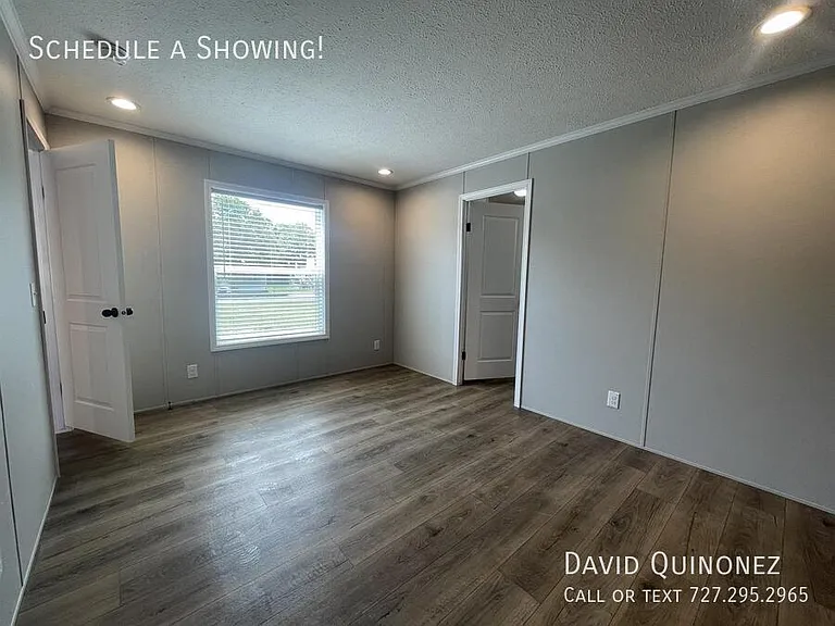 701 W Mill St #189 — Photo 23
