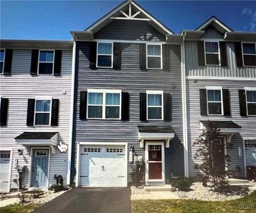 2137 Cross Country Rd, Northampton, PA, 18067