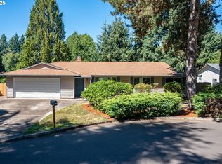 1130 Douglas Dr, West Linn, OR 97068