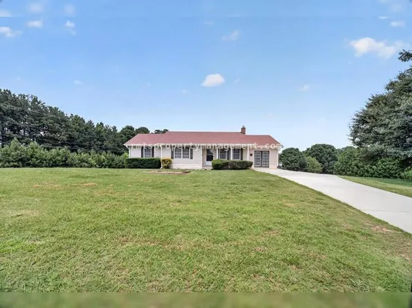 2591 Doc Hughes Rd, Buford, GA 30519