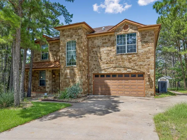 138 Papawai Dr, Bastrop, TX 78602