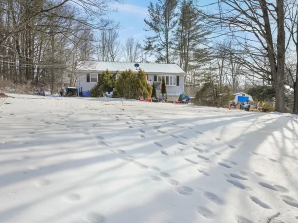 3 Saxony Drive, New Milford, CT 06776