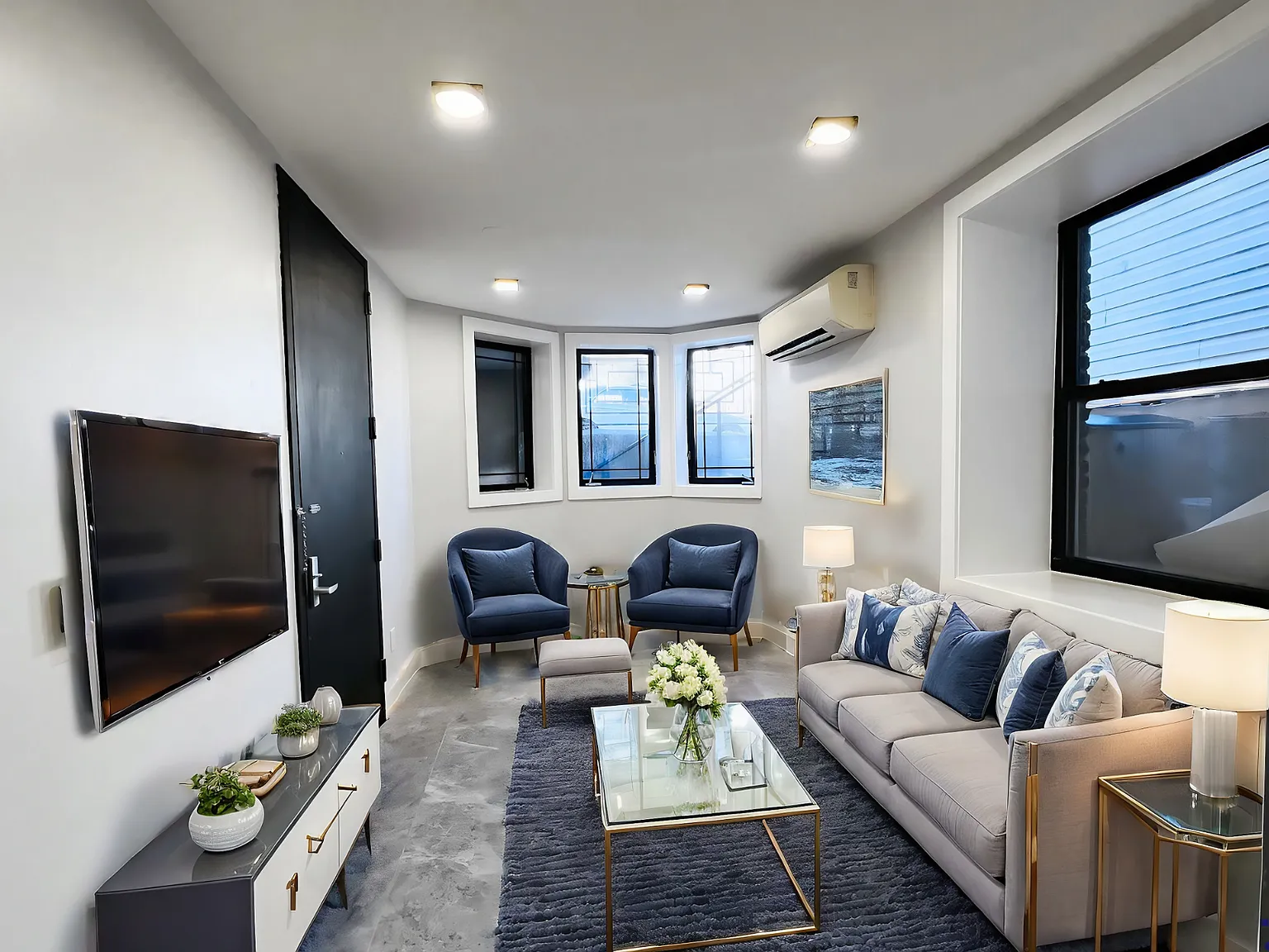 2 bed, $2,100 — Photo 1