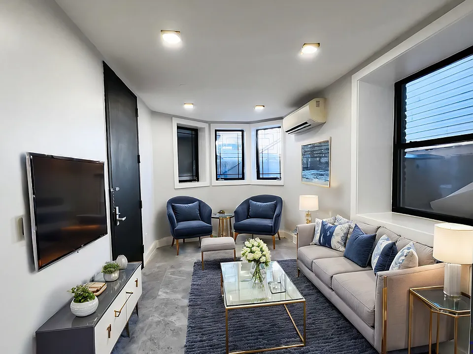 126 Randolph Ave #1B