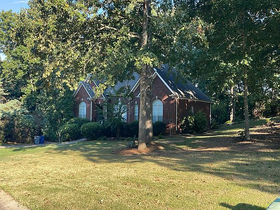 2nd image of 7296 Bayberry Rd