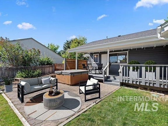 5th image of 2524 Pascoe Ln