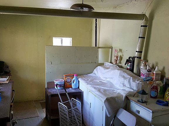 2nd image of 5063 Mascot Ave