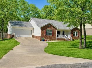 108 W Miracle Pl, Hot Springs, AR 71913
