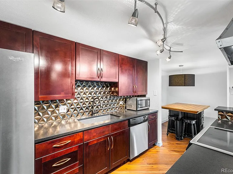 1350 Lawrence St #2D — Photo 7