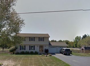 N8421 Booth Lake Hghts Rd, East Troy, WI 53120