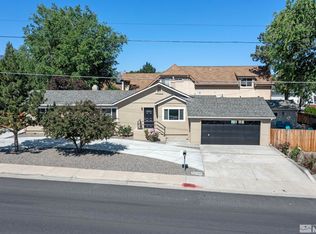 1475 Hunter Lake Dr, Reno, NV 89509