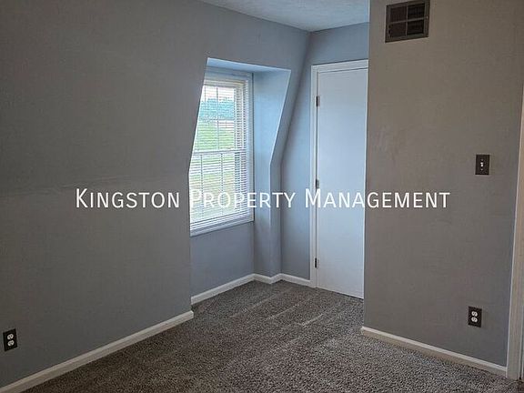 2nd image of 100 Summit Dr #10
