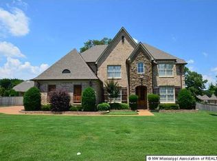 2854 Manning Cir S, Nesbit, MS 38651