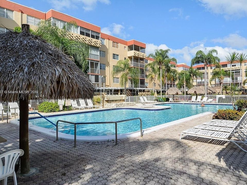 Polynesian Gardens Condominiums 403 NW 68th Ave Fort Lauderdale FL