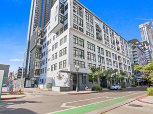 330 W 11th St APT 701, Los Angeles, CA 90015