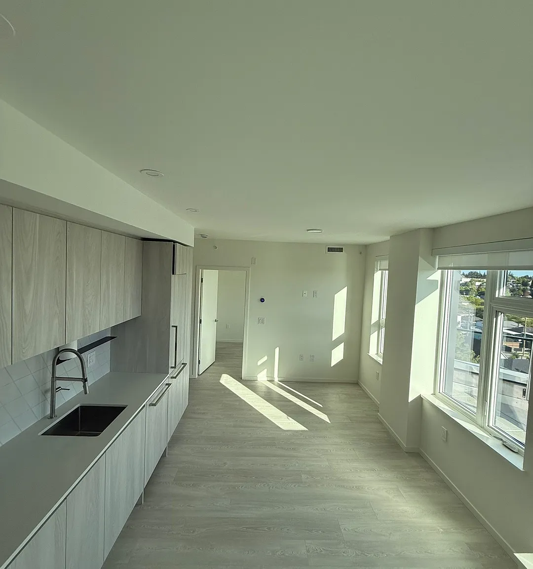 1 bed, 551 sqft, $2,150 — Photo 2