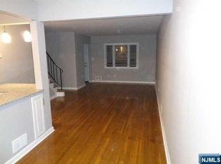 124 Pleasant Ave #124, Bergenfield, NJ 07621