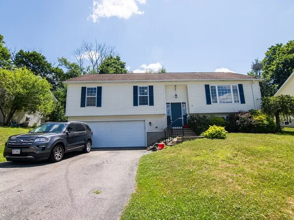 8 Sullivan St, Spencer, MA 01562