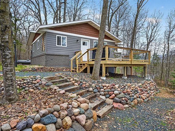 3rd image of 1188 N Hillside Ln