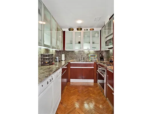 Rented by Douglas Elliman | media 26