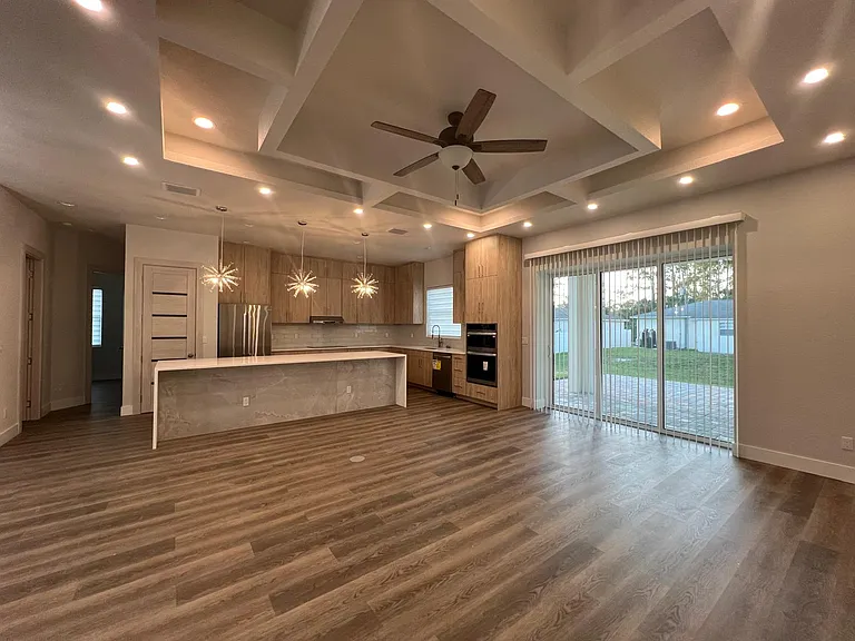 5150 Jessamine Ave — Photo 12