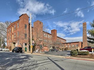 50 N Pine St APT 105, Marietta, PA 17547