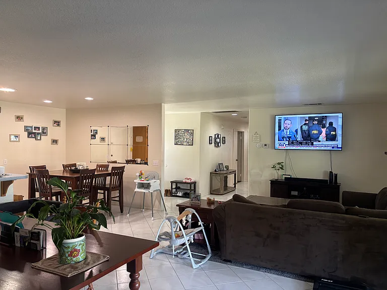 1509 Trinette Dr — Photo 7