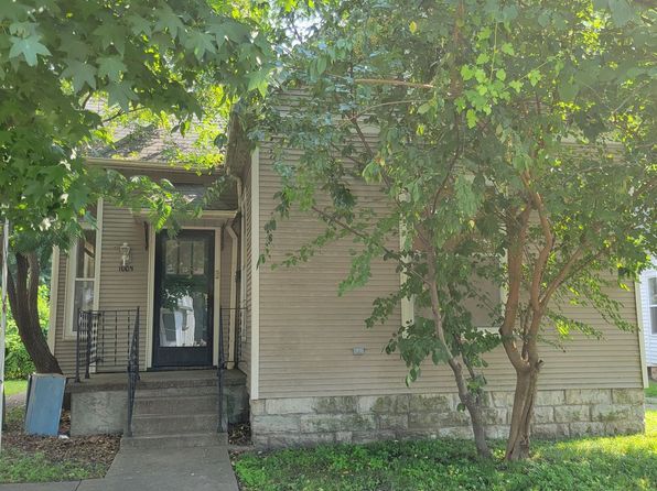 1005 W 3rd St