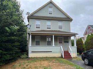 52 West St, Cromwell, CT 06416