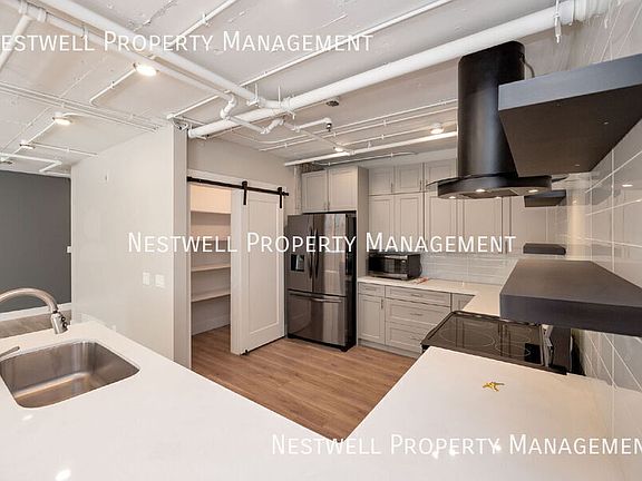 3rd image of 44 W Broadway APT 701