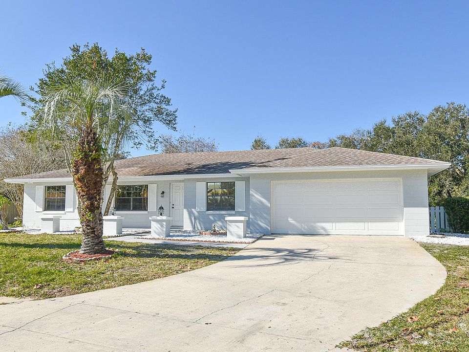 1st image of 704 Bahia Dr