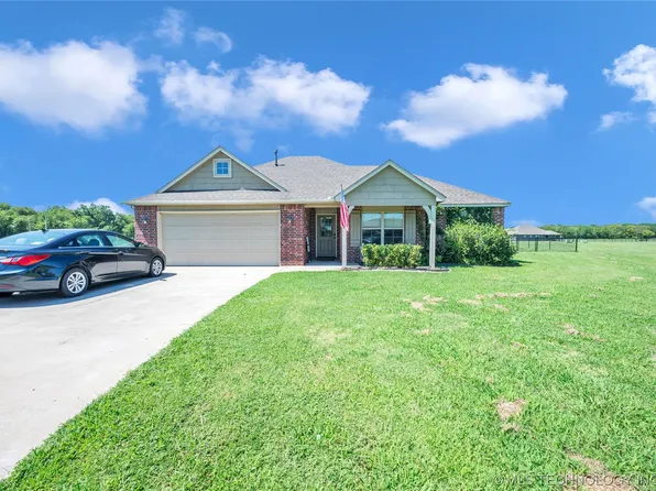 16 Tallgrass Cir, Pryor, OK 74361