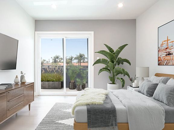 4th image of 6350 Willoughby Ave APT 11