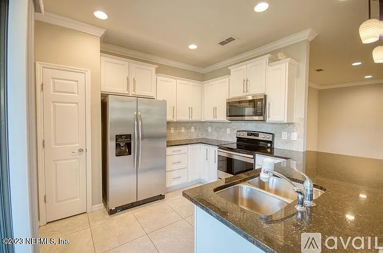7030 Berrybrook Dr — Photo 5