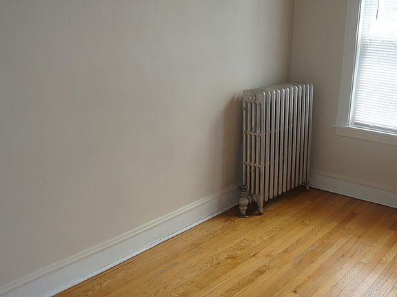 5th image of 4524 N Damen Ave APT 1C