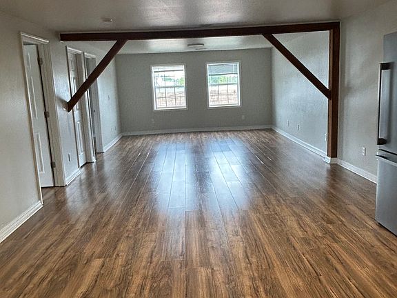 3rd image of 113 E Commerce St APT 8