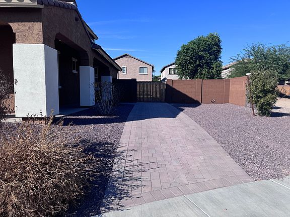 3rd image of 2208 W Carol Ann Way